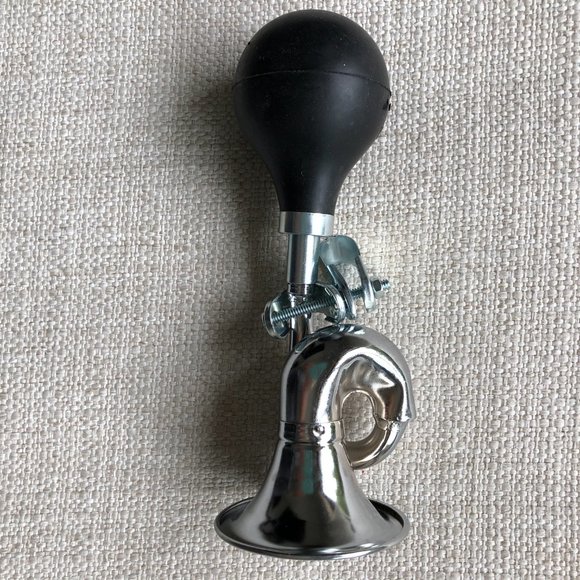 Retro Bugle Bike Horn  (NWOT) - Picture 8 of 9